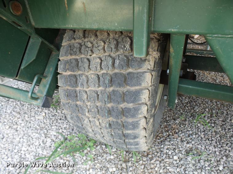 image for item K1866 Turfco Mete-R Matic XL spreader