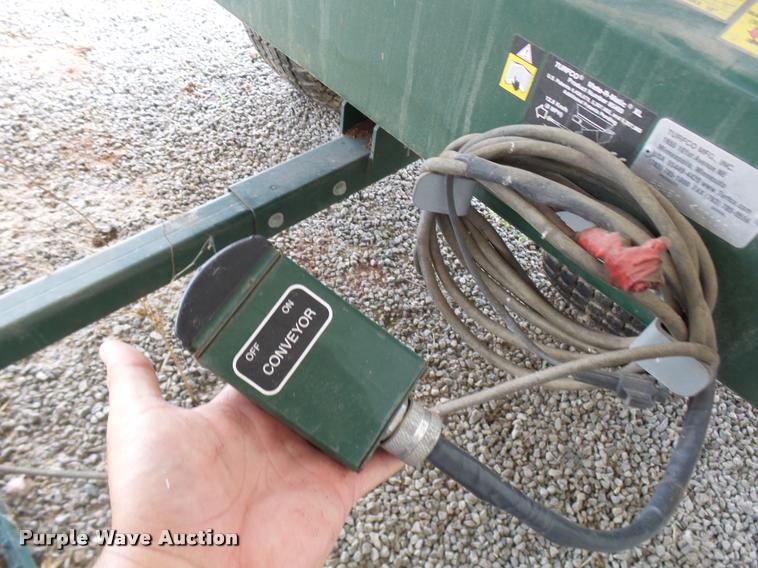 image for item K1866 Turfco Mete-R Matic XL spreader