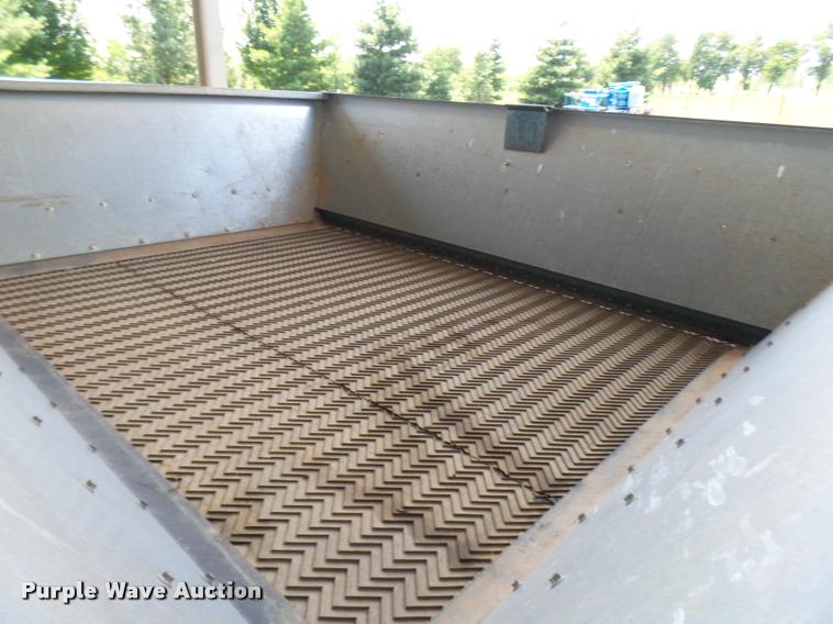 image for item K1866 Turfco Mete-R Matic XL spreader