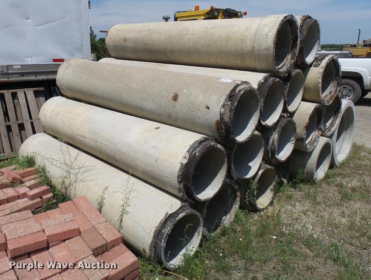 image for item K1871 (19) concrete pipes
