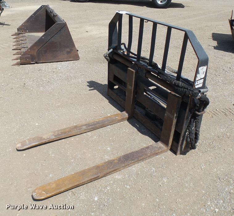 image for item K1873 Bobcat pallet hydraulic skid steer pallet forks