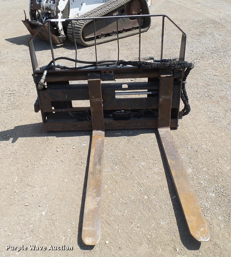 image for item K1873 Bobcat pallet hydraulic skid steer pallet forks