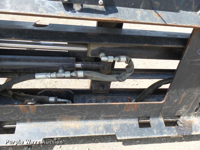 image for item K1873 Bobcat pallet hydraulic skid steer pallet forks