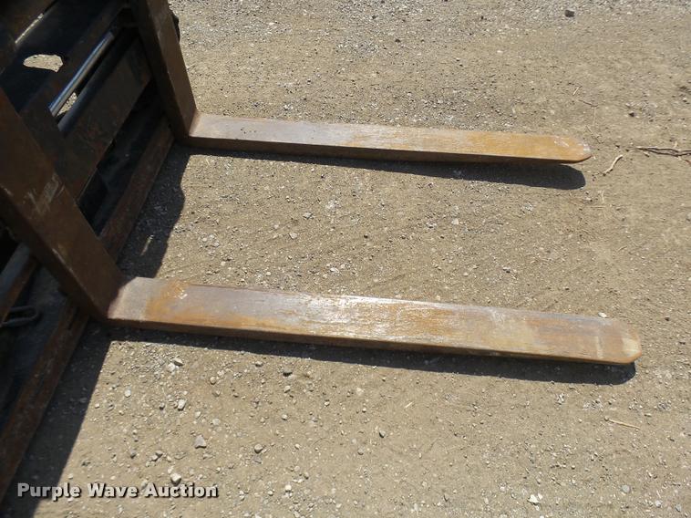 image for item K1873 Bobcat pallet hydraulic skid steer pallet forks