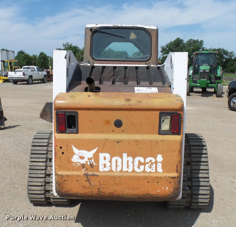 image for item K1875 2002 Bobcat T200 skid steer