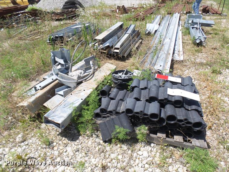 image for item K1879 Guard rail