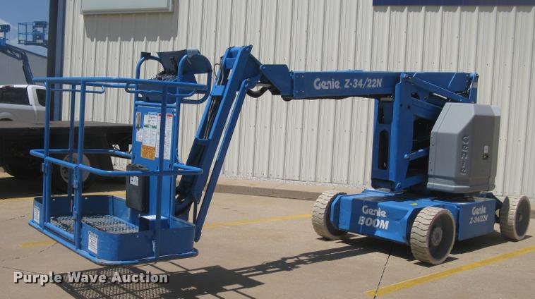 image for item L2310 2001 Genie Z-34/22N boom lift