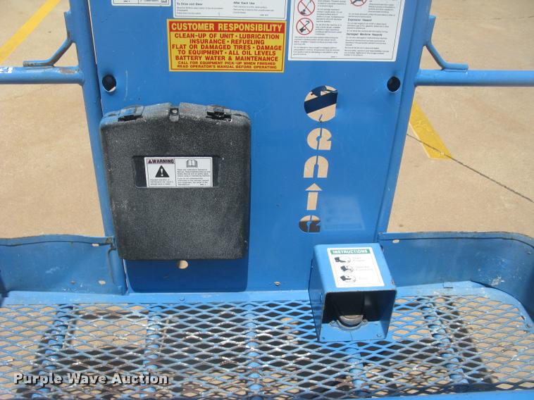 image for item L2310 2001 Genie Z-34/22N boom lift