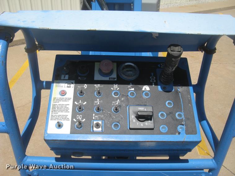 image for item L2310 2001 Genie Z-34/22N boom lift