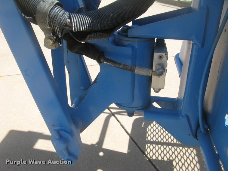 image for item L2310 2001 Genie Z-34/22N boom lift