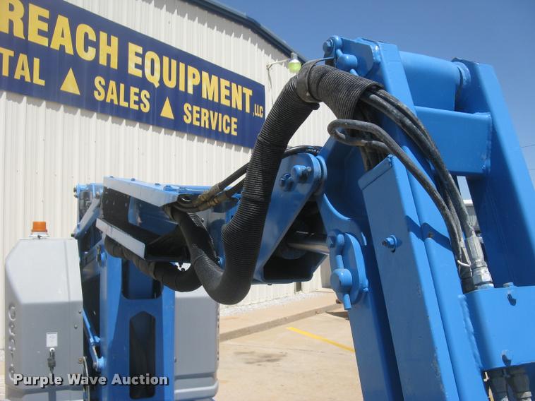 image for item L2310 2001 Genie Z-34/22N boom lift