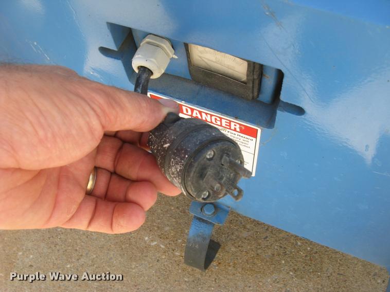 image for item L2310 2001 Genie Z-34/22N boom lift