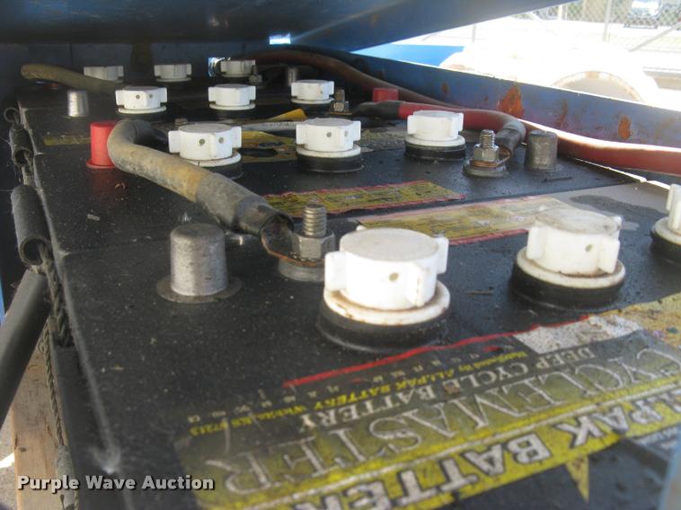 image for item L2310 2001 Genie Z-34/22N boom lift