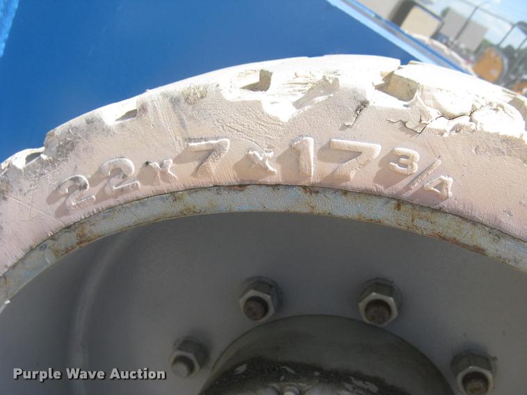 image for item L2310 2001 Genie Z-34/22N boom lift