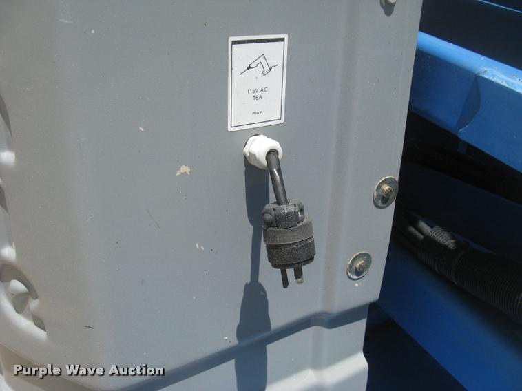 image for item L2310 2001 Genie Z-34/22N boom lift