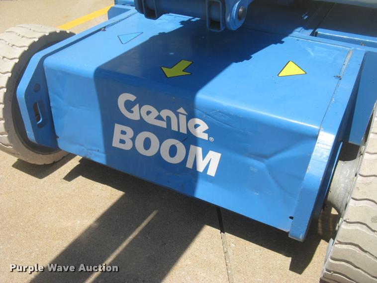 image for item L2310 2001 Genie Z-34/22N boom lift