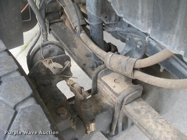 image for item L2311 2007 International 7300 bucket truck