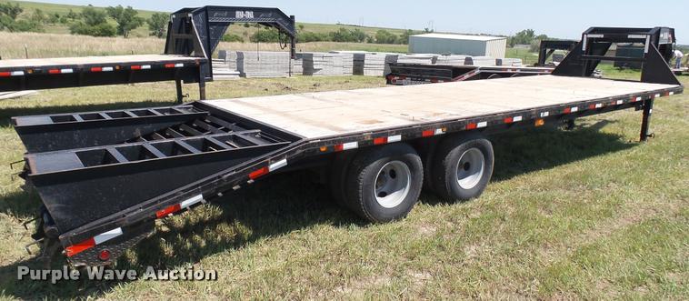 image for item L2318 2003 Load Trail equipment trailer