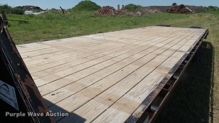 image for item L2318 2003 Load Trail equipment trailer