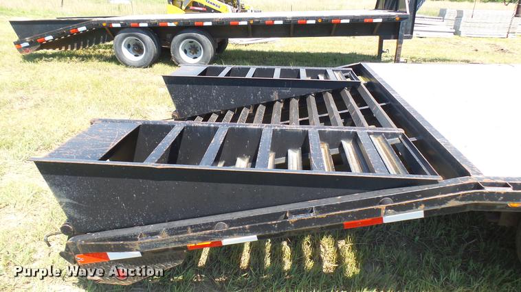 image for item L2318 2003 Load Trail equipment trailer