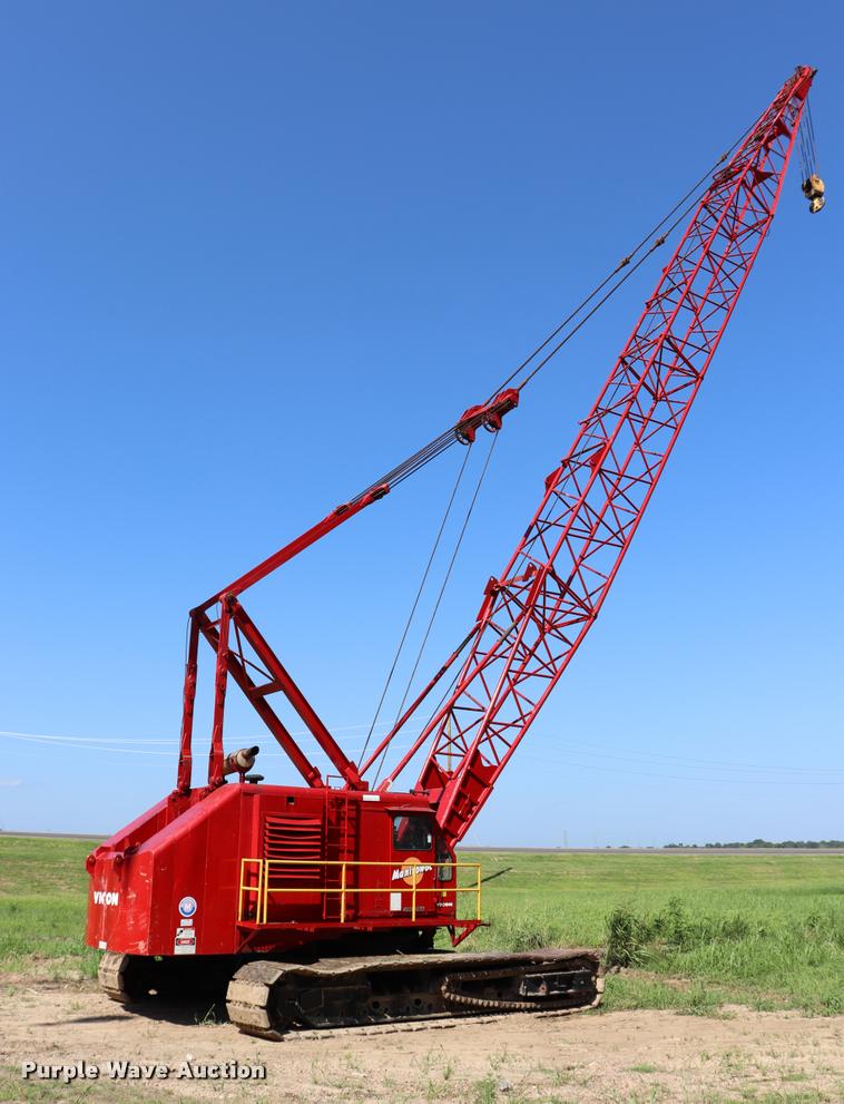 image for item L3180 1966 Manitowoc 4000W crane