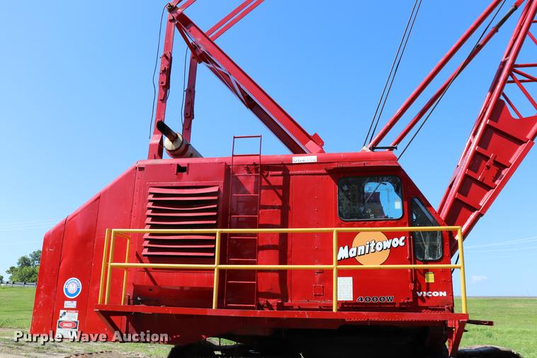 image for item L3180 1966 Manitowoc 4000W crane
