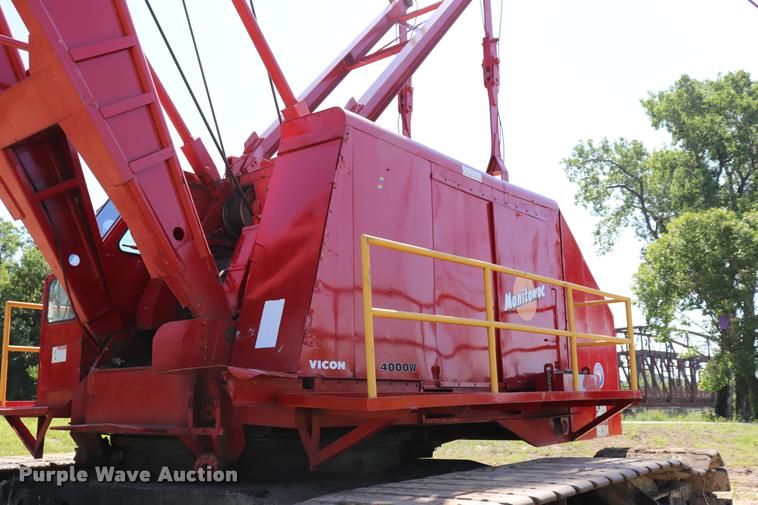image for item L3180 1966 Manitowoc 4000W crane