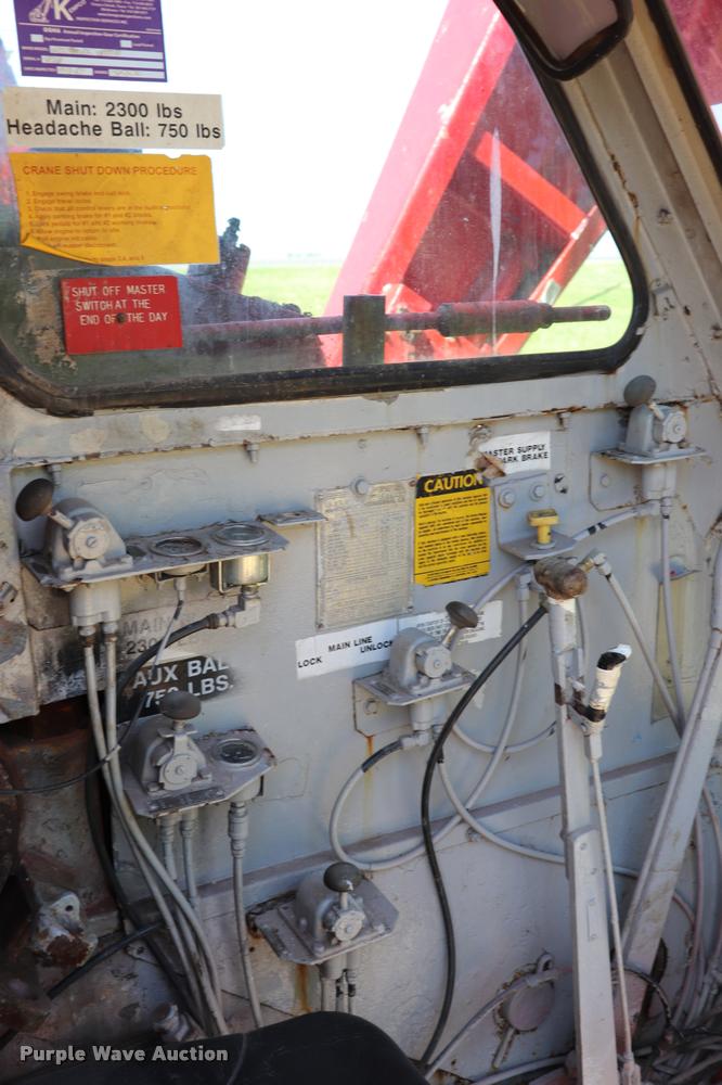 image for item L3180 1966 Manitowoc 4000W crane