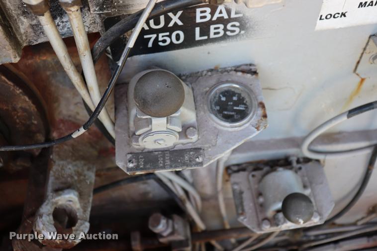 image for item L3180 1966 Manitowoc 4000W crane