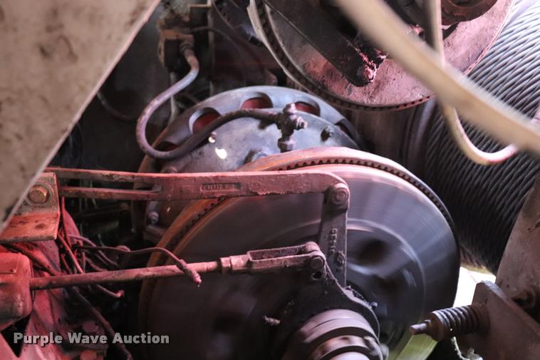 image for item L3180 1966 Manitowoc 4000W crane