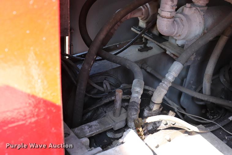 image for item L3180 1966 Manitowoc 4000W crane