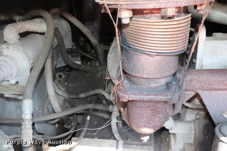 image for item L3180 1966 Manitowoc 4000W crane