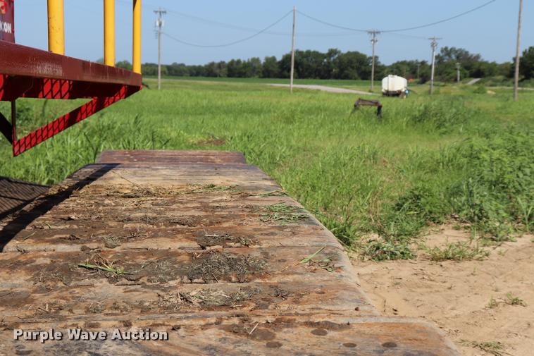 image for item L3180 1966 Manitowoc 4000W crane