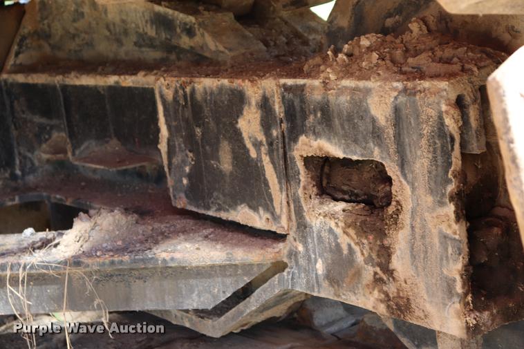 image for item L3180 1966 Manitowoc 4000W crane