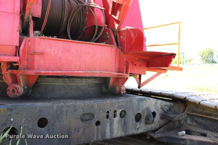 image for item L3180 1966 Manitowoc 4000W crane