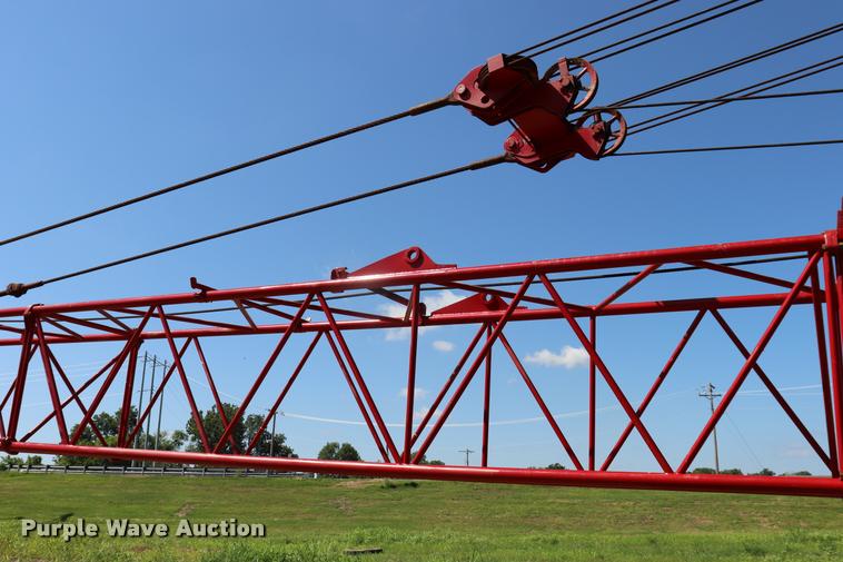 image for item L3180 1966 Manitowoc 4000W crane