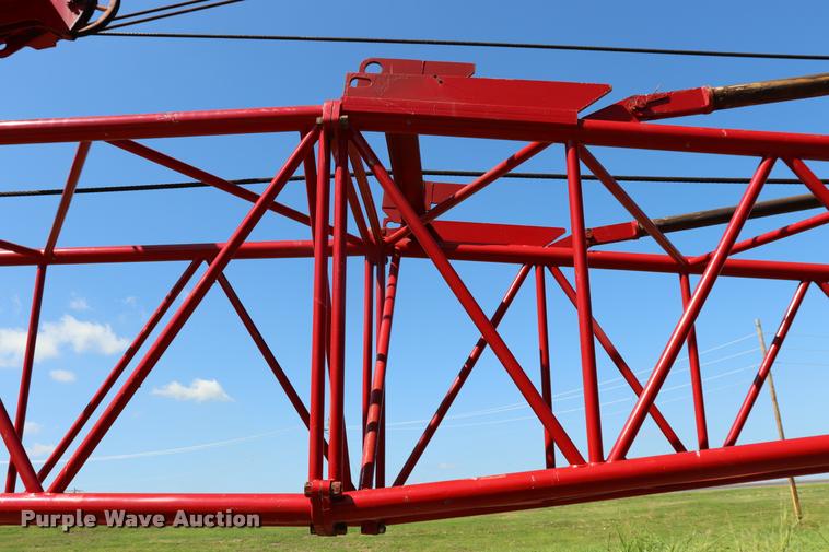 image for item L3180 1966 Manitowoc 4000W crane