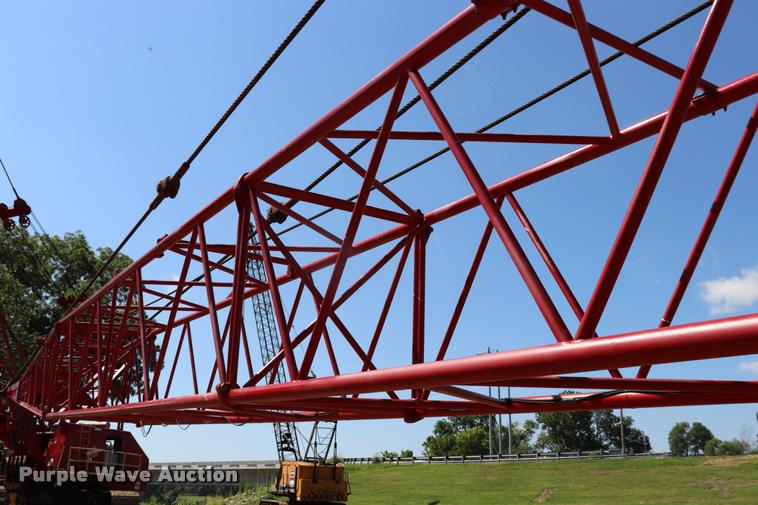 image for item L3180 1966 Manitowoc 4000W crane