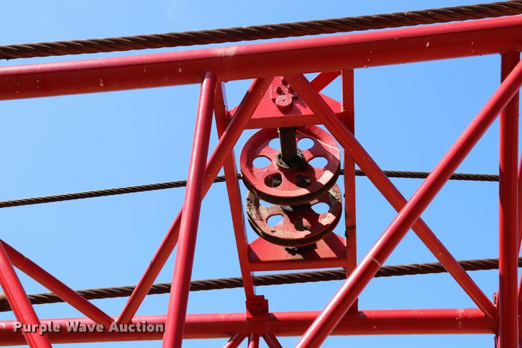 image for item L3180 1966 Manitowoc 4000W crane