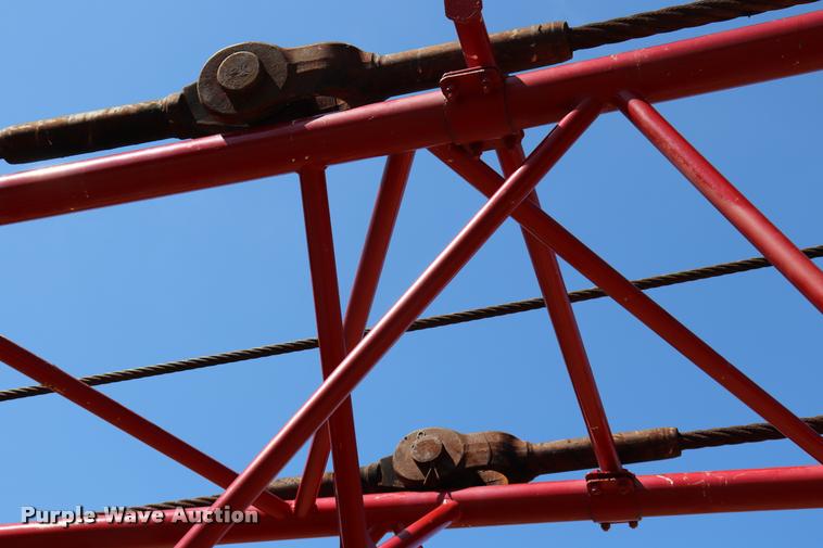 image for item L3180 1966 Manitowoc 4000W crane