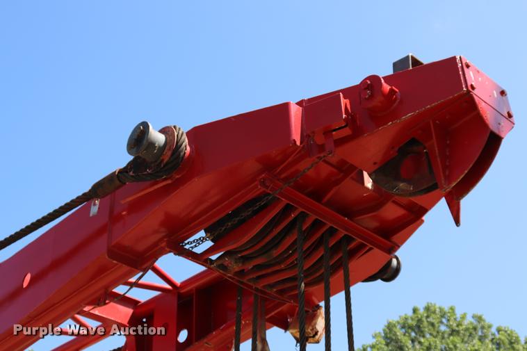image for item L3180 1966 Manitowoc 4000W crane
