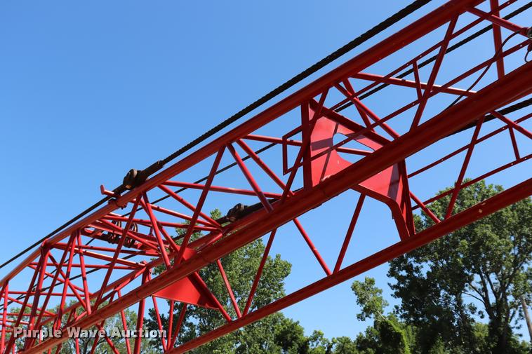 image for item L3180 1966 Manitowoc 4000W crane