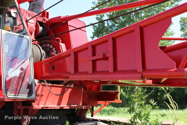 image for item L3180 1966 Manitowoc 4000W crane