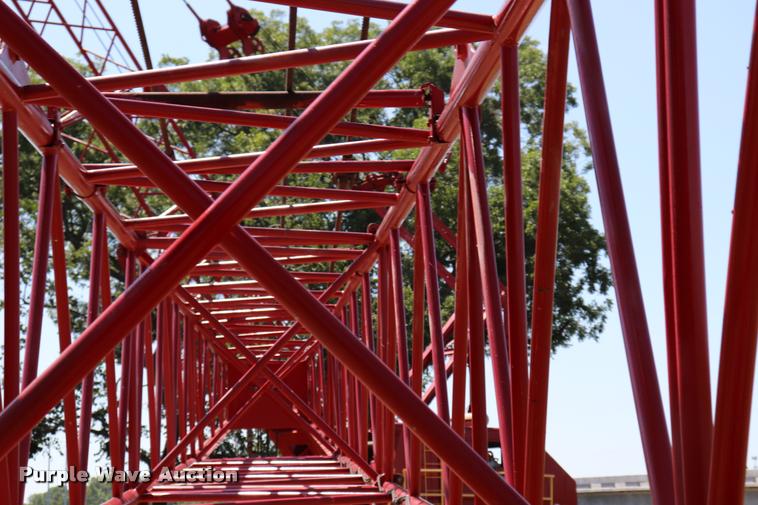 image for item L3180 1966 Manitowoc 4000W crane