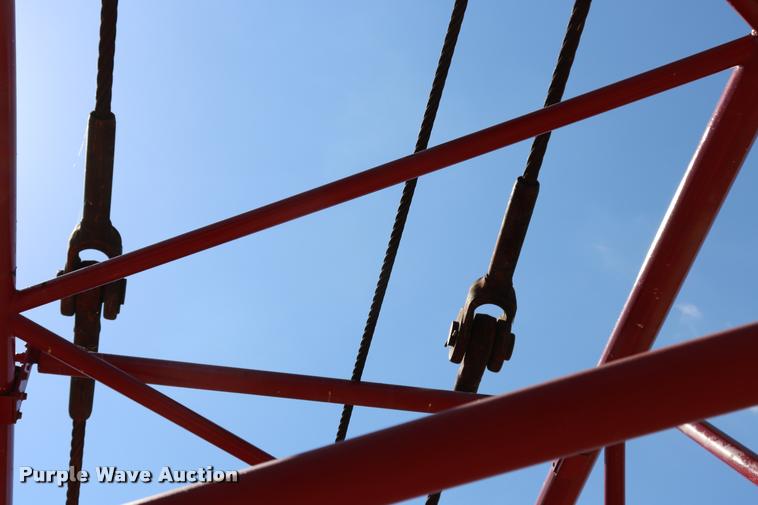 image for item L3180 1966 Manitowoc 4000W crane