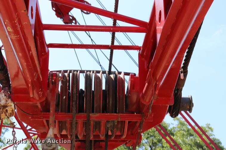 image for item L3180 1966 Manitowoc 4000W crane