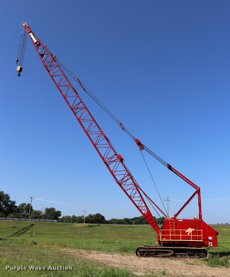 image for item L3181 1967 Manitowoc 4000W crane