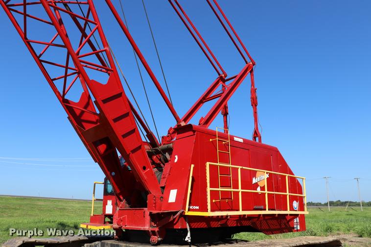image for item L3181 1967 Manitowoc 4000W crane