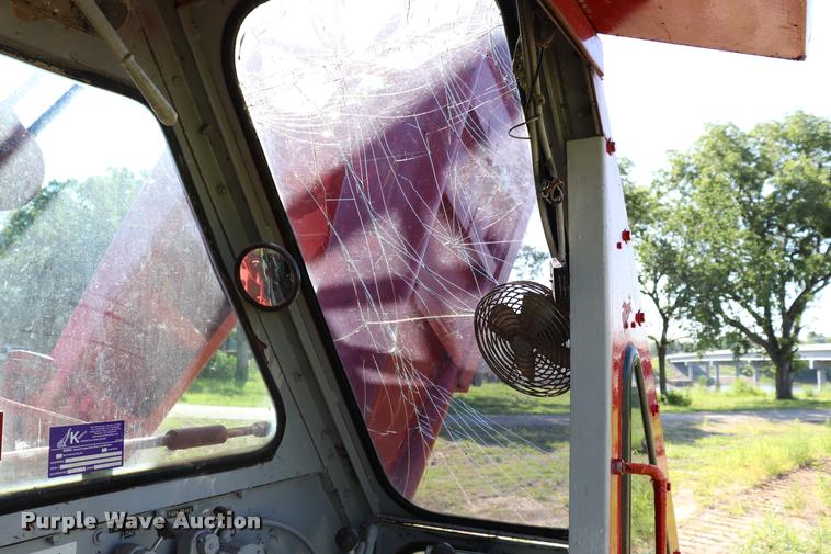 image for item L3181 1967 Manitowoc 4000W crane