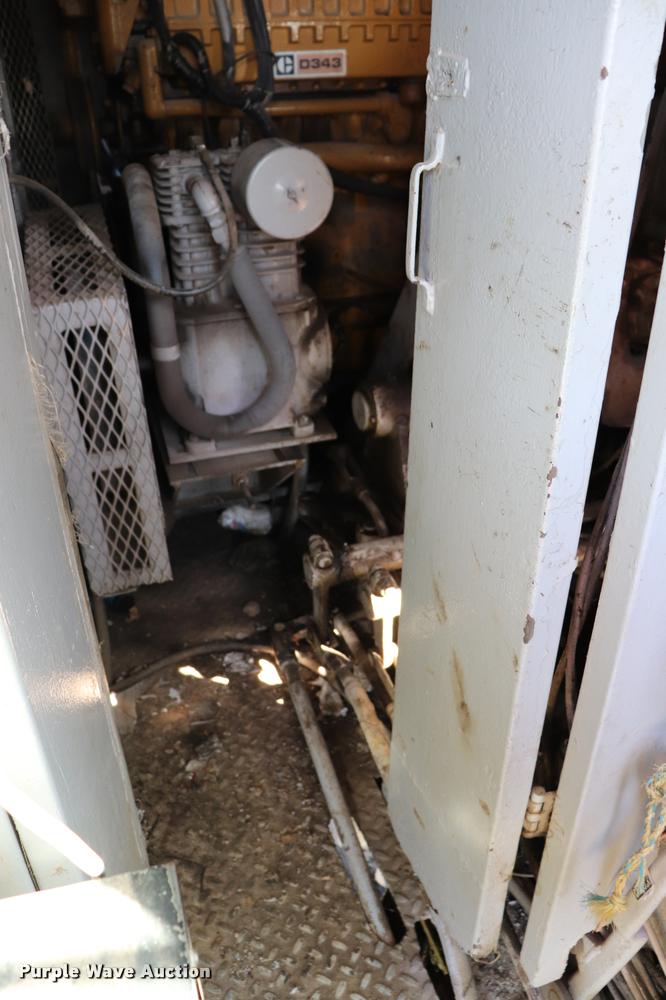 image for item L3181 1967 Manitowoc 4000W crane